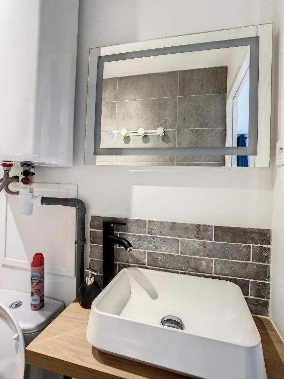 Studio Cosy Hyper Centre Gare Amiens Wifi Netflix 2 Pers Экстерьер фото